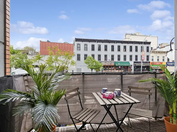 236 17th St #2C, Brooklyn, NY 11215