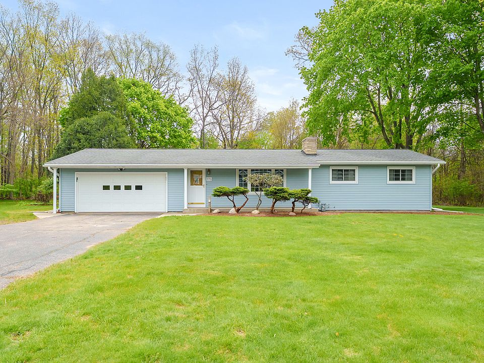 1st image of 275 Beaumont Dr