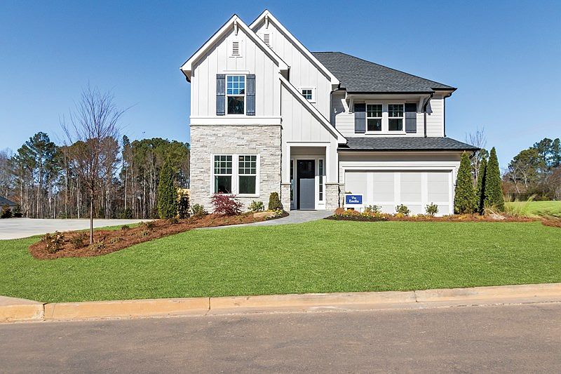 The Emilia - A Exterior