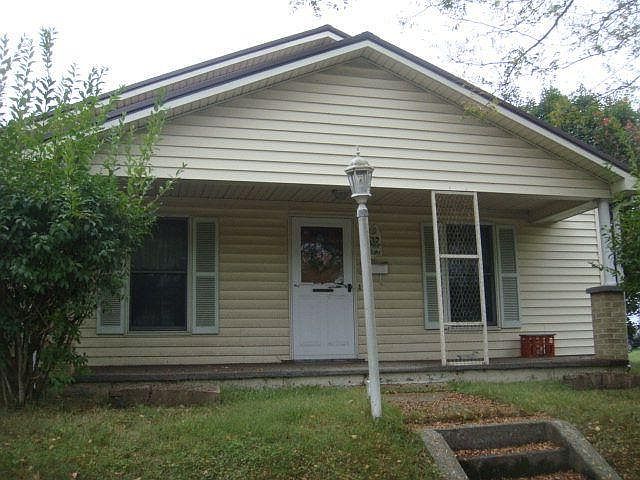 1st image of 885 W Main St