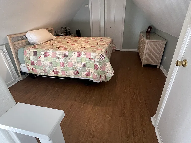 215 S Harwood St #A — Photo 16