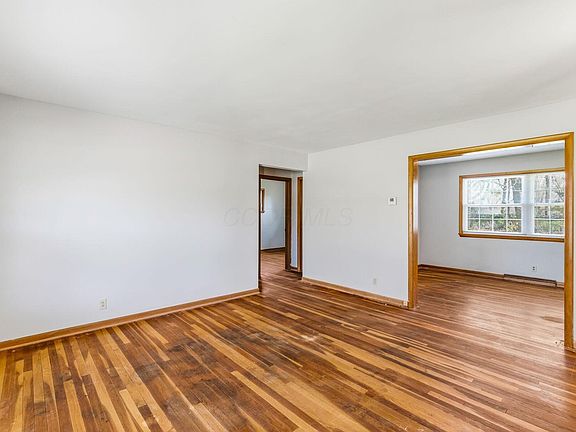 5th image of 436 Grove St