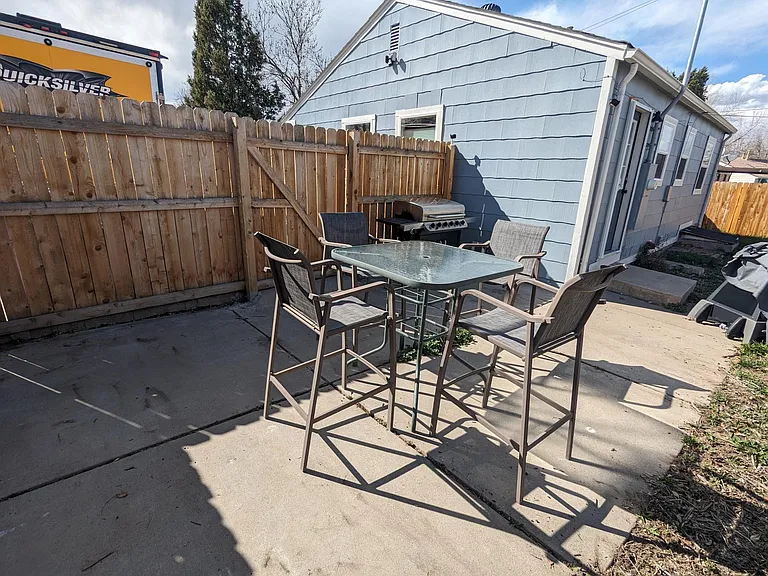 2610 S Hooker St — Photo 19