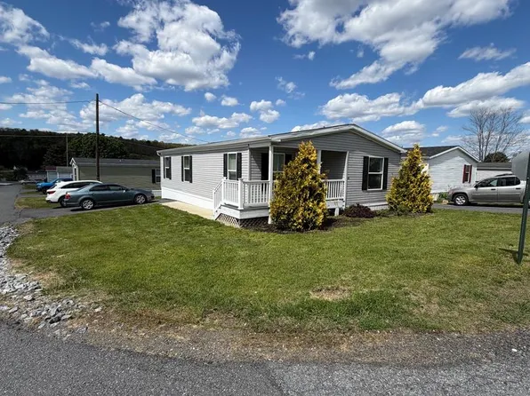 13 Frieden Mnr, Schuylkill Haven, PA 17972