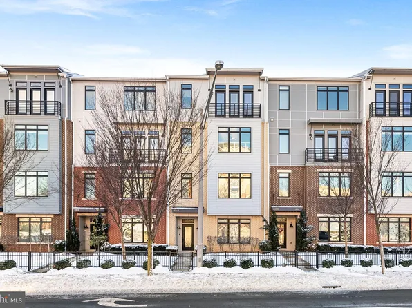 1310 Ribbon Limestone Ter SE, Leesburg, VA 20175