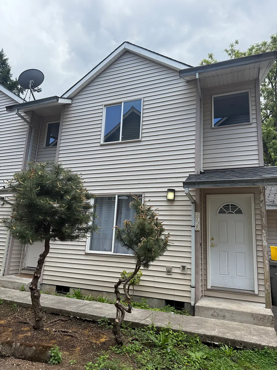 Building Photo - 2724 SE 141st Ave