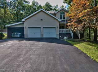 2149 Laurel Ridge Rd, East Stroudsburg, PA 18302
