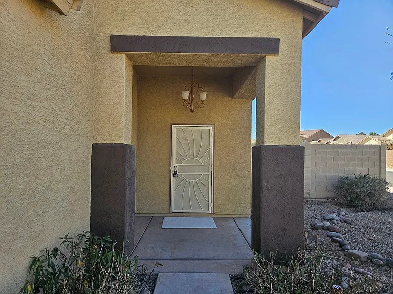 36337 W Velazquez Dr — Photo 3