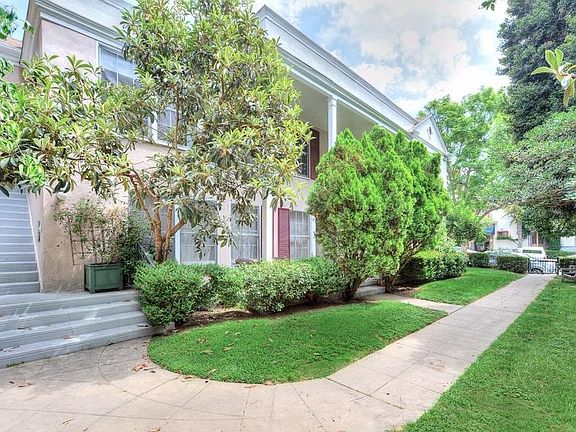 4th image of 1401 Havenhurst Dr APT 4