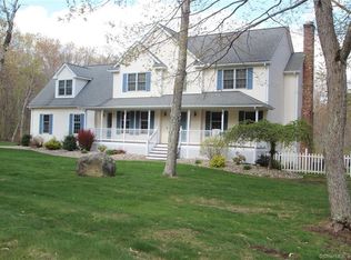 61 Fernwood Rd, Tolland, CT 06084