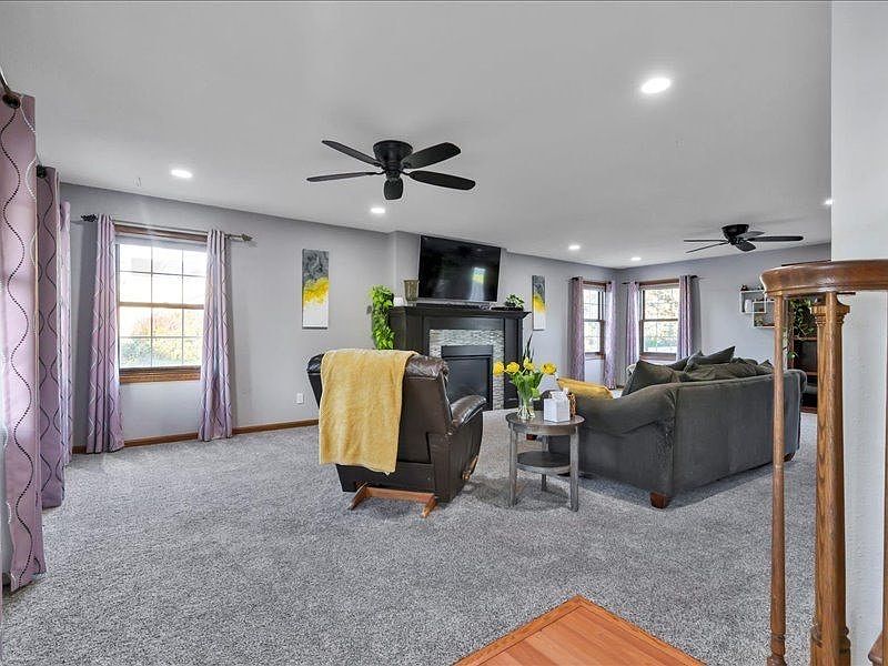 502 Uthoff Dr, Walford, IA 52351 Zillow