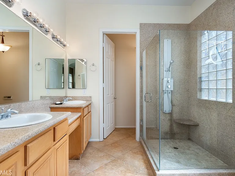 49715 Lewis Rd #49715 — Photo 7