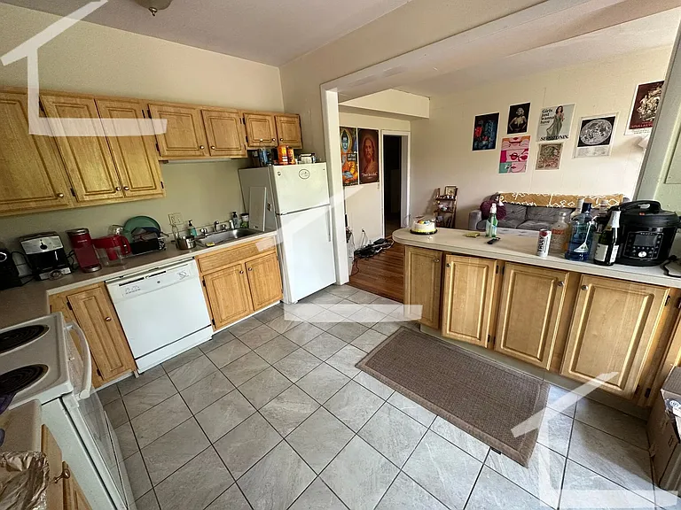 1133 Commonwealth Ave #33 — Photo 6