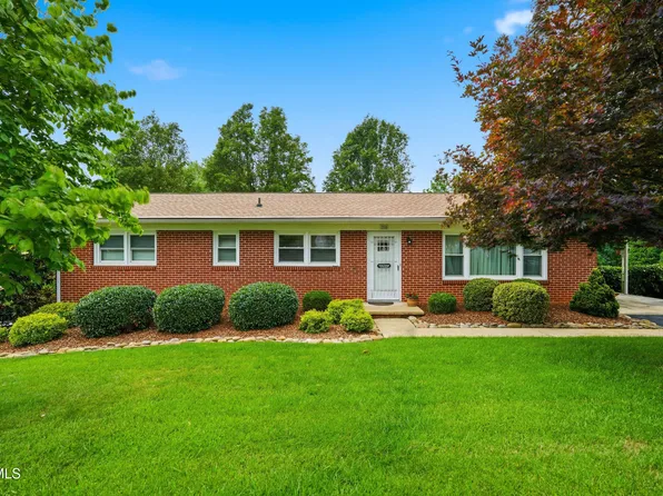 716 Kendrick Creek Rd, Kingsport, TN 37663