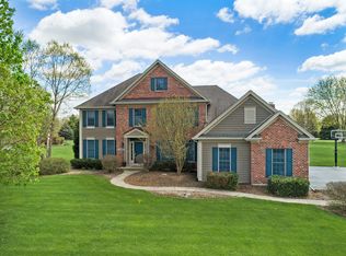 7N685 Stevens Glen Rd, Saint Charles, IL 60175