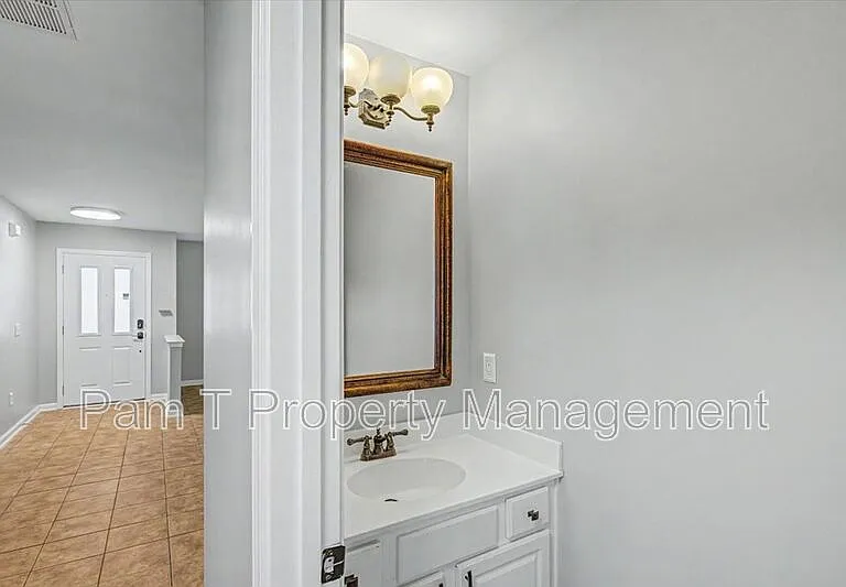4 Bainbridge Way — Photo 9