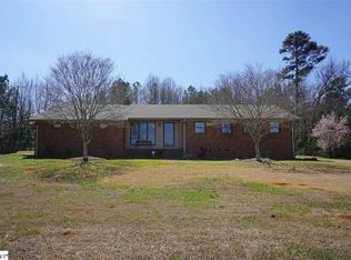 30 E Settlement Rd, Greenville, SC 29617