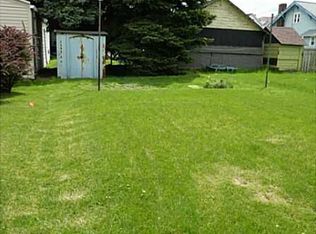 88 Vine St, Ambridge, PA 15003