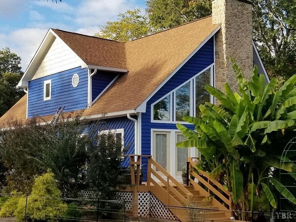 2nd image of 104 Driftwood Ct