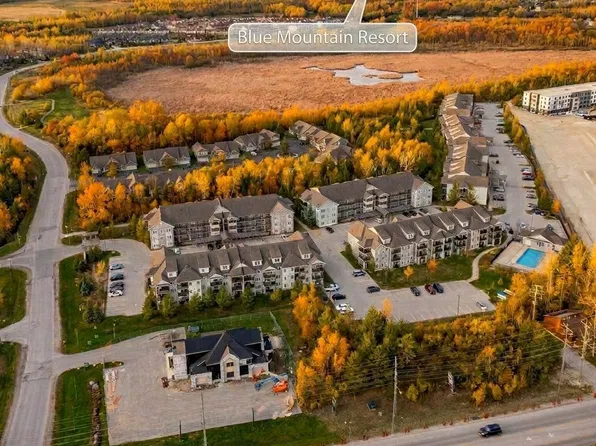 1 Brandy Lane Dr #300, Collingwood, ON L9Y 0X4