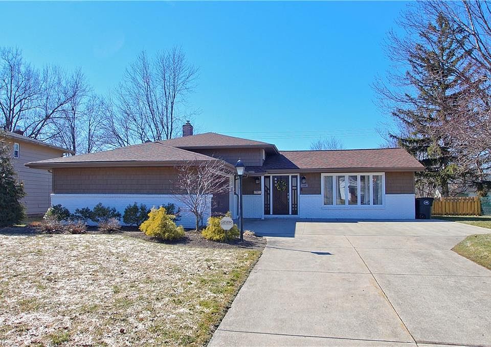 1st image of 1900 Bromton Dr