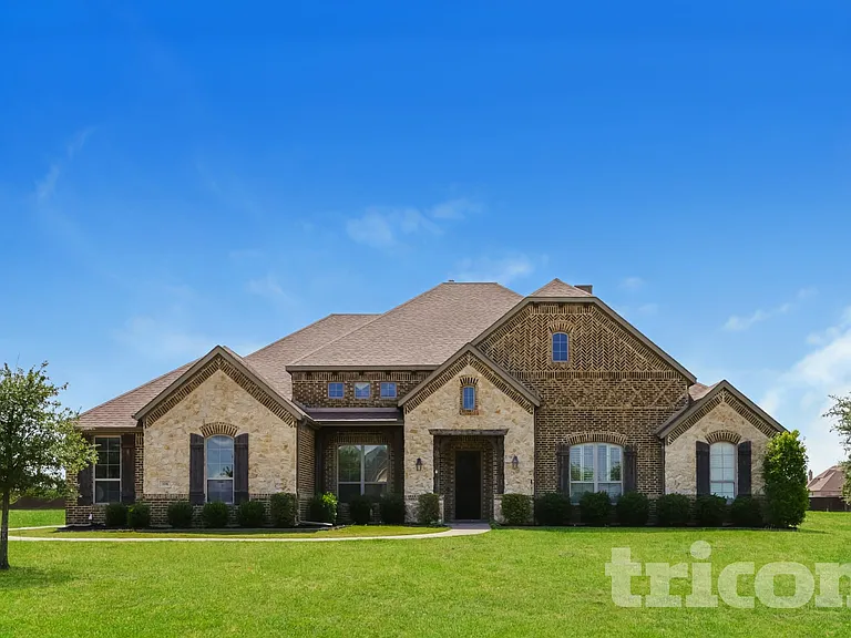 104 High End Ct — Photo 1