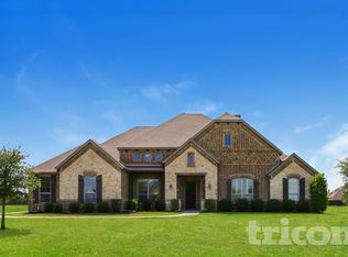 104 High End Ct, Waxahachie, TX 75165