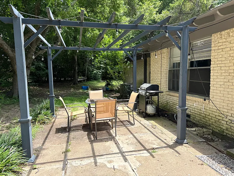 2714 Shelby Ct — Photo 30