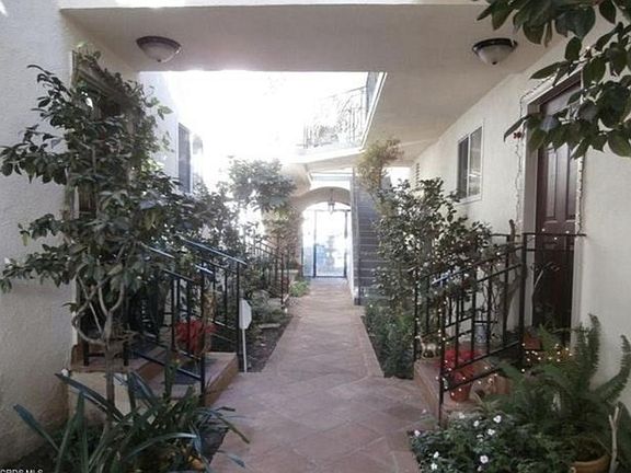 5th image of 11022 Aqua Vista St APT 17