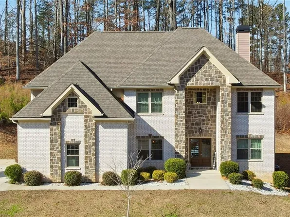5663 Eternal Dr, College Park, GA 30349