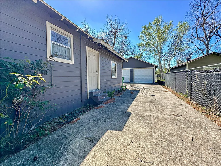 132 Grothe Ln — Photo 32