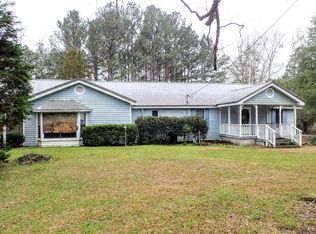 649 Bear Bay Flats Rd, Laurel Hill, FL 32567