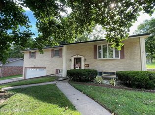 402 Belair Dr, Jefferson City, MO 65109