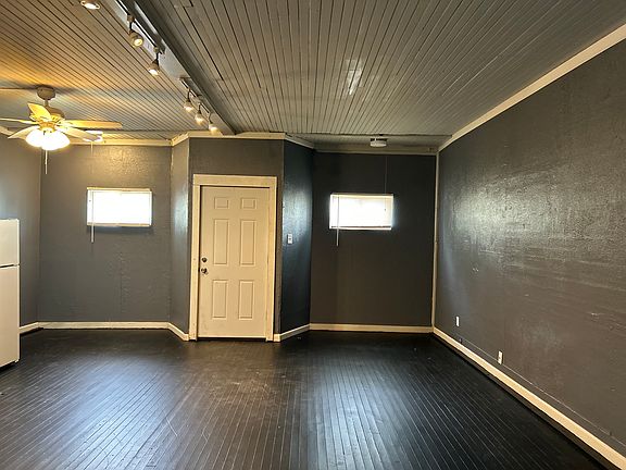 4th image of 1130 E 68th St #4