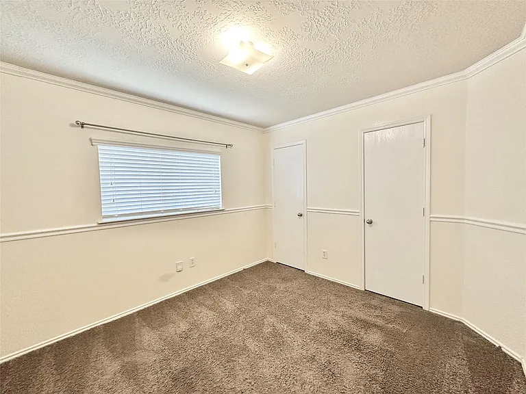 11023 Knobbley Oak Ct — Photo 12