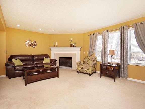5th image of 6459 Lakearbor Dr