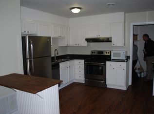 964 Creekdale Dr, Clarkston, GA 30021