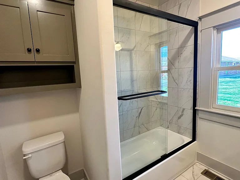 410 Park St — Photo 14