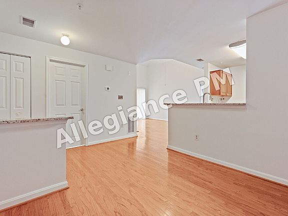5th image of 13621 Garfield Pl APT 303