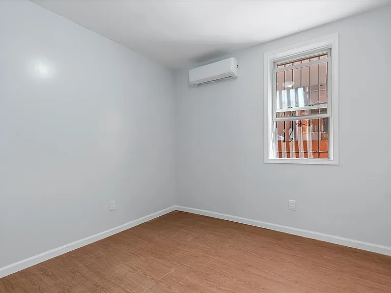 324 Eldert St #1B — Photo 6
