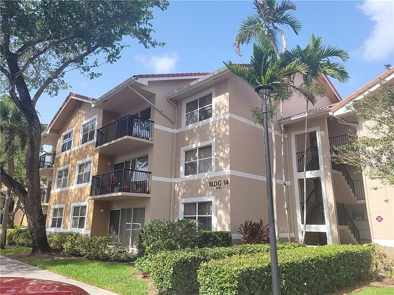 1st image of 8741 Wiles Rd APT 305