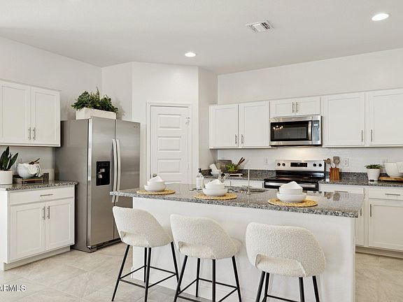 4th image of 5854 E ROSINA DELL Place