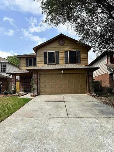 6910 Bayou Crest Dr Photo 1