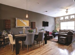 648 Westcross St #101, Houston, TX 77018