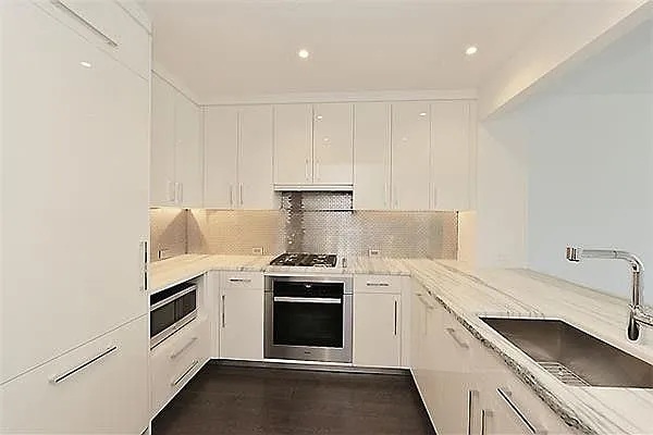 Rented by Level Group | media 35