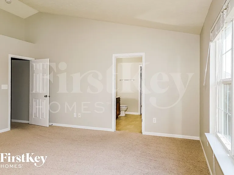 3481 Enclave Xing — Photo 8