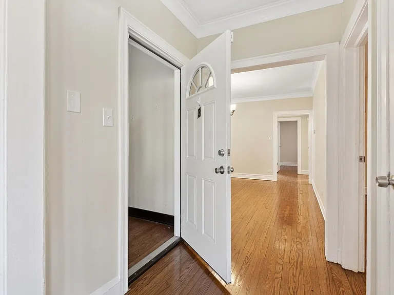 7746 S East End Ave #1 — Photo 10