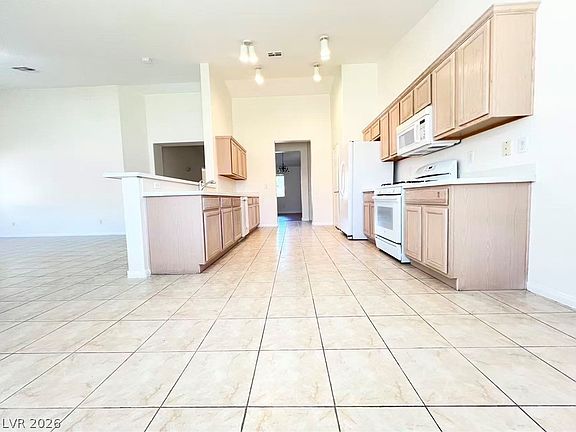5th image of 5488 Apron Ct
