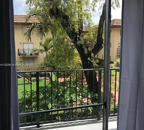2nd image of 8500 SW 109th Ave #6-209