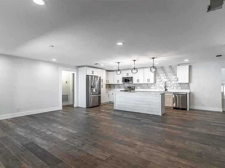 16880 SE 63rd Ln — Photo 10